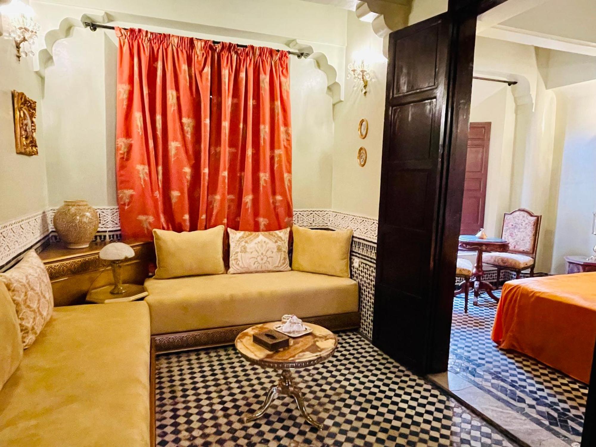 Riad Ibn Battouta & Spa Фес Екстериор снимка